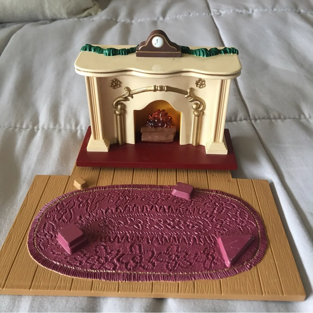 Hallmark Ornament Bearingers Flickering Fireplace